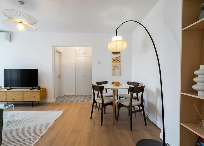 Emeris Old Town 公寓 *