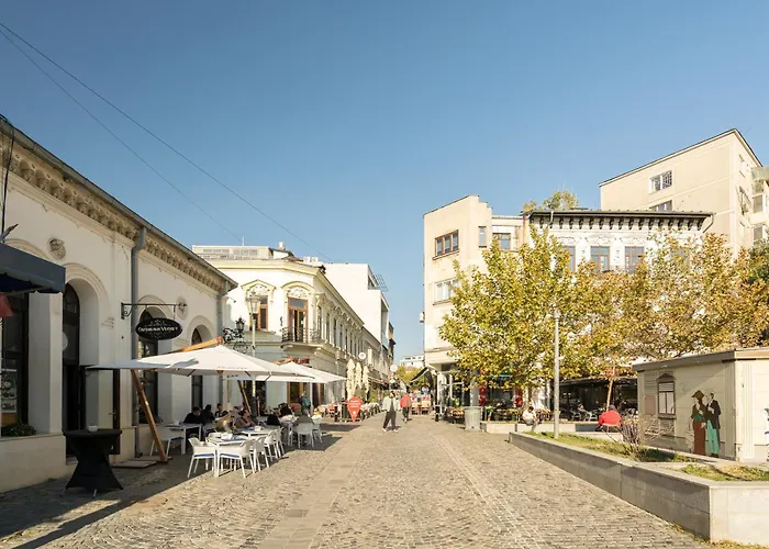 Emeris Old Town *