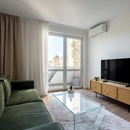 Emeris Old Town * בוקרשט